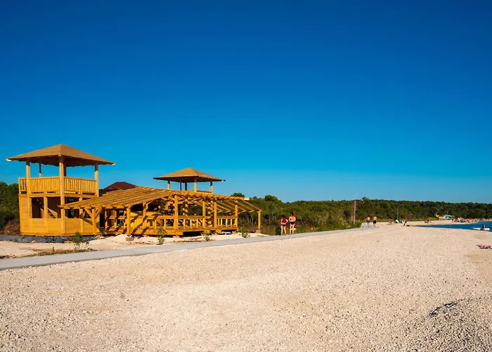 Teuta_commodious At The 아파트 보드냔